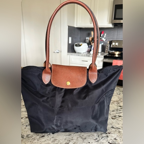 SOLD Longchamp Le Pilage Small Tote Black - Picture 3 of 14